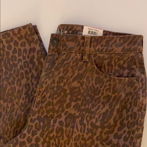 Curvy-Fit Skinny Printed Jeans Wild Puma Print - Picture 5 of 8